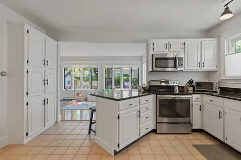32 Sheffield Street Portland ME 04102