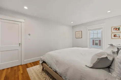 32 Sheffield Street Portland ME 04102