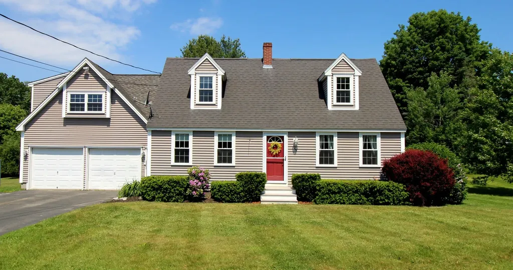 29 Douglas Avenue Saco ME 04072