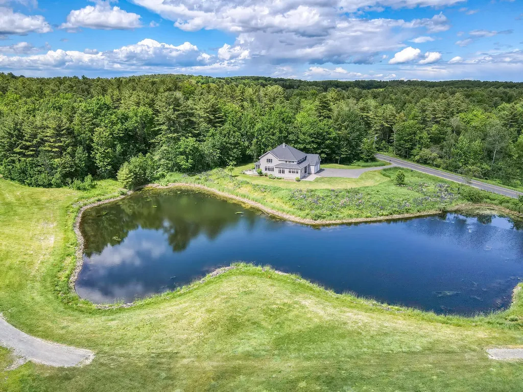 708 Webber Pond Road Vassalboro ME 04989