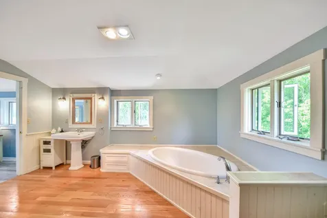 708 Webber Pond Road Vassalboro ME 04989