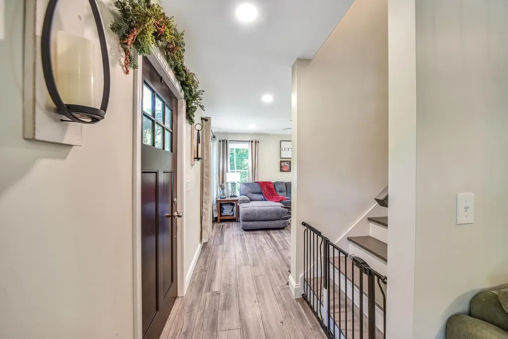 27 Marly Road West Gardiner ME 04345