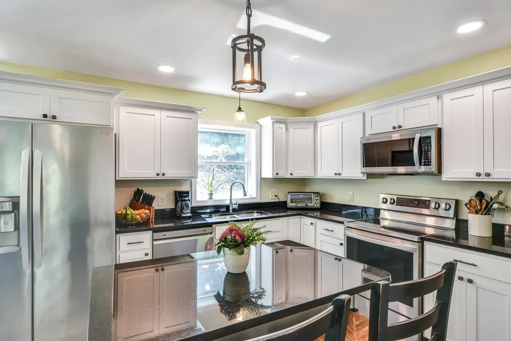 27 Marly Road West Gardiner ME 04345