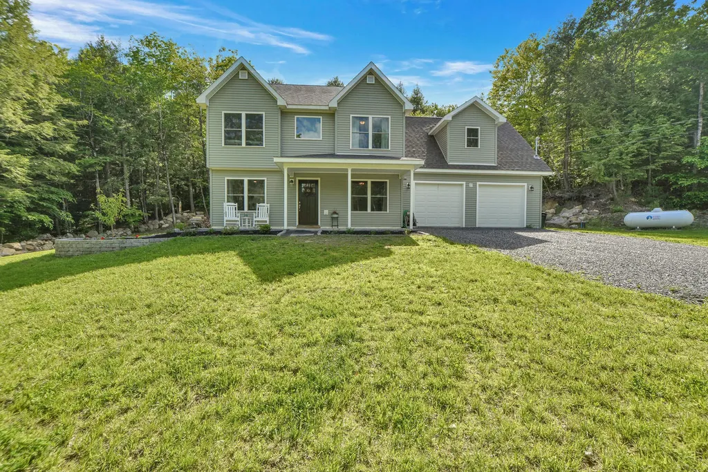 27 Marly Road West Gardiner ME 04345
