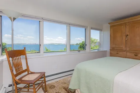 158 Island Avenue Portland ME 04108