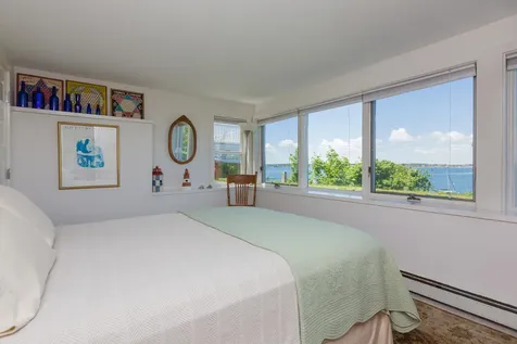158 Island Avenue Portland ME 04108
