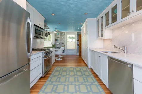 158 Island Avenue Portland ME 04108