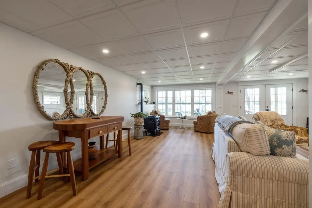 87 Birch Drive Poland ME 04274