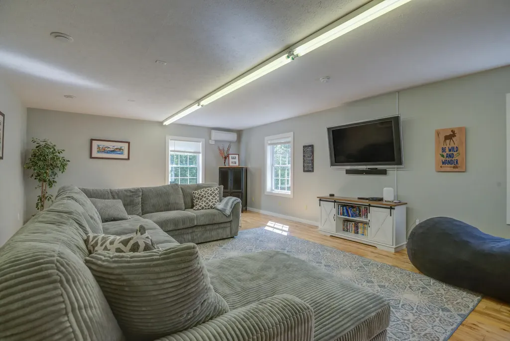 127 Pope Road Windham ME 04062