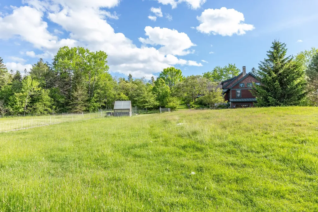 182 Pioneer Farm Way Ellsworth ME 04605