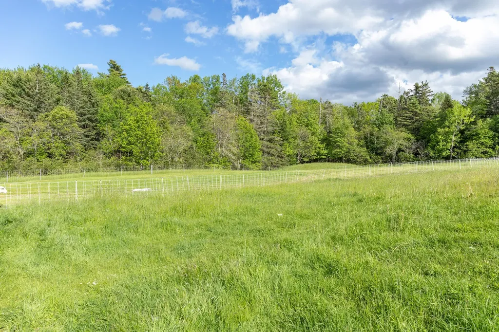 182 Pioneer Farm Way Ellsworth ME 04605