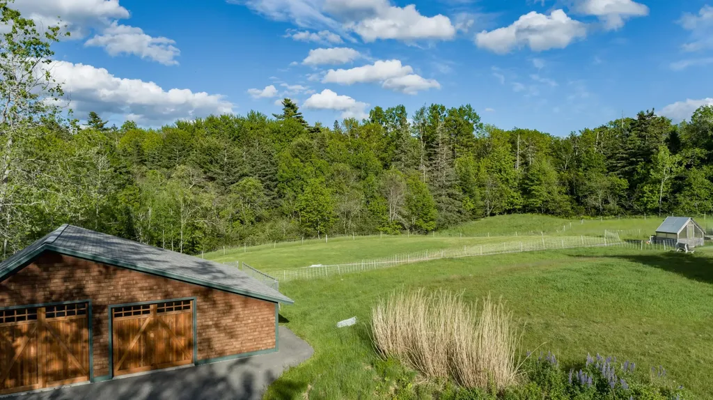 182 Pioneer Farm Way Ellsworth ME 04605