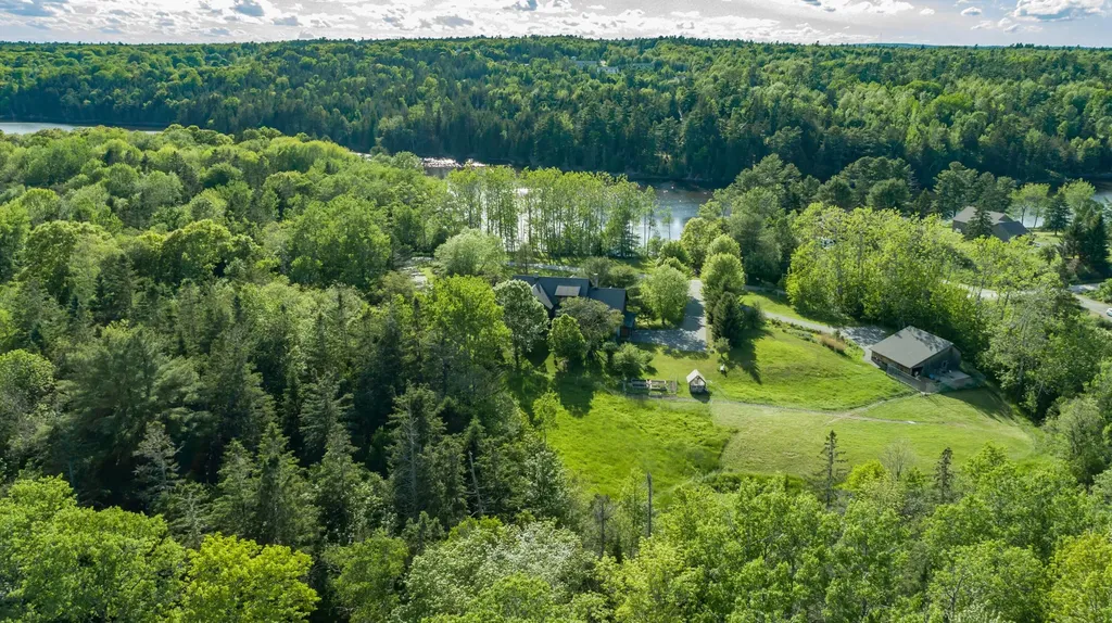 182 Pioneer Farm Way Ellsworth ME 04605
