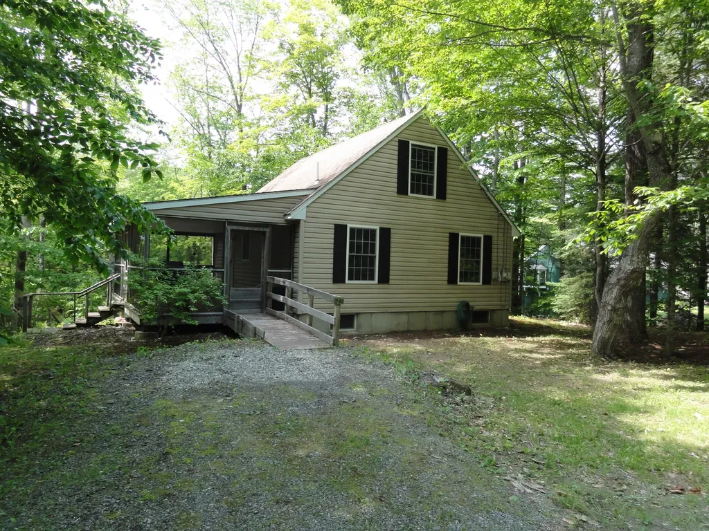 128 Teaberry Lane Mount Vernon ME 04352