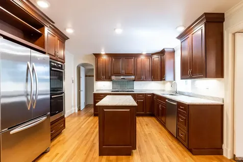 195 Caleb Street Portland ME 04102