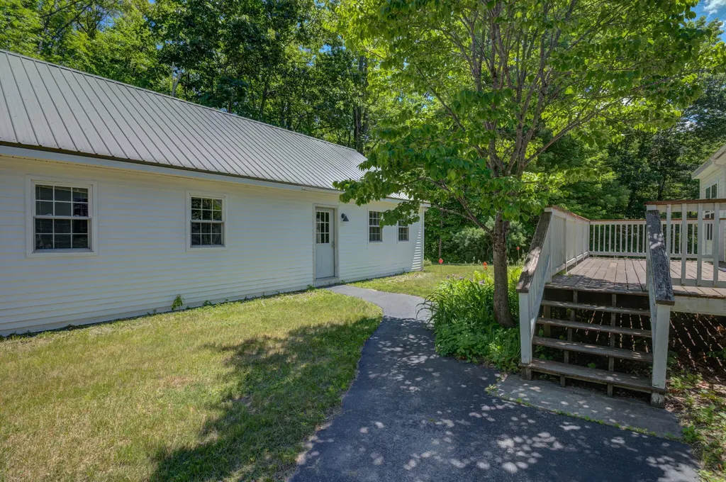 5 Moore Street Bridgton ME 04009