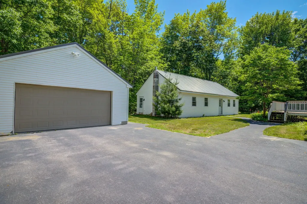 5 Moore Street Bridgton ME 04009