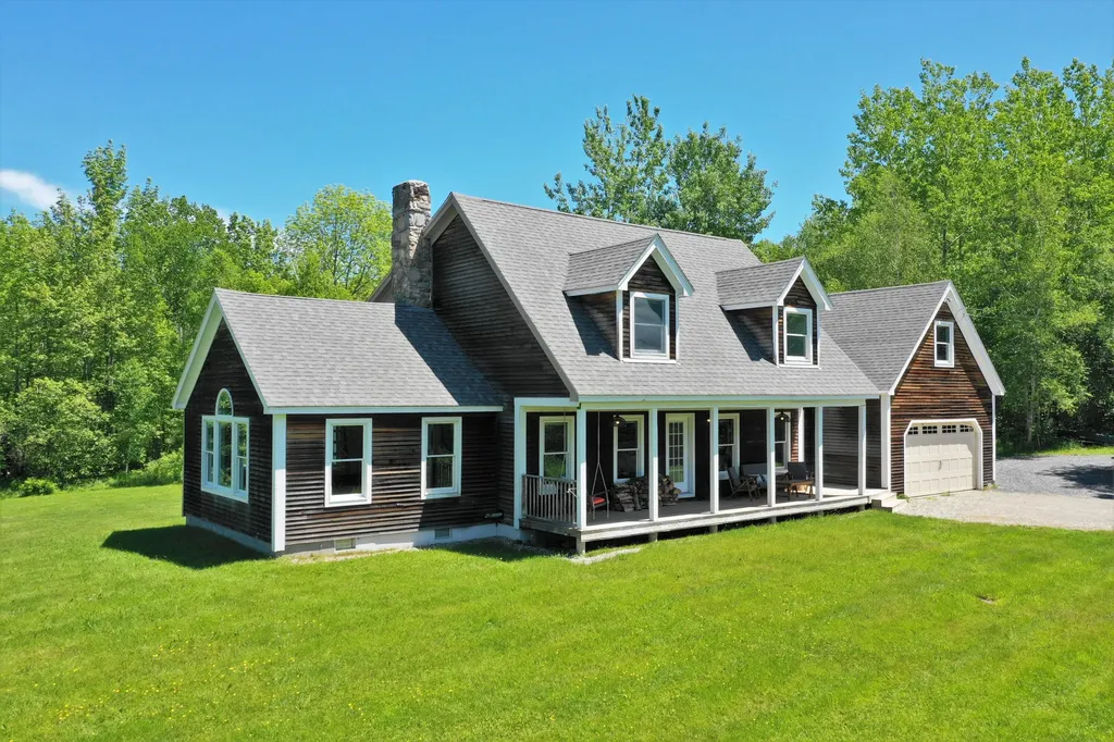 443 Town House Road Swanville ME 04915