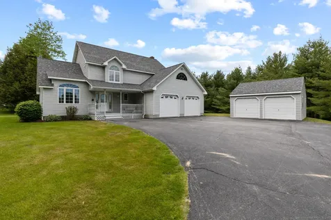 29 Alder Way Cumberland ME 04021