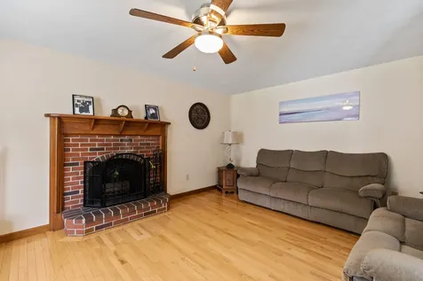 29 Alder Way Cumberland ME 04021