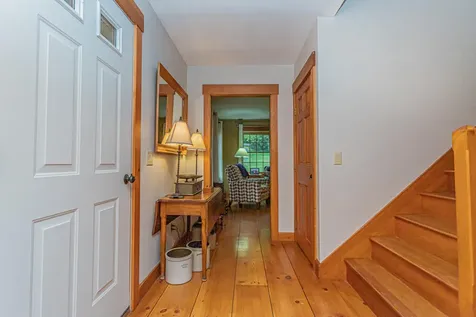207 Middle Street Farmington ME 04938