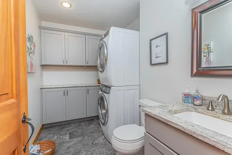 207 Middle Street Farmington ME 04938