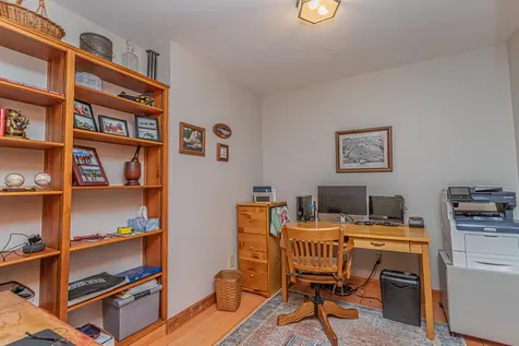 207 Middle Street Farmington ME 04938