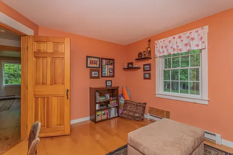 207 Middle Street Farmington ME 04938