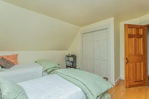 207 Middle Street Farmington ME 04938