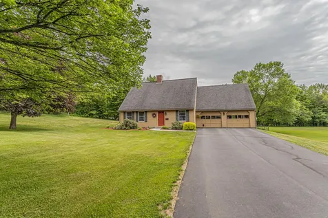 207 Middle Street Farmington ME 04938