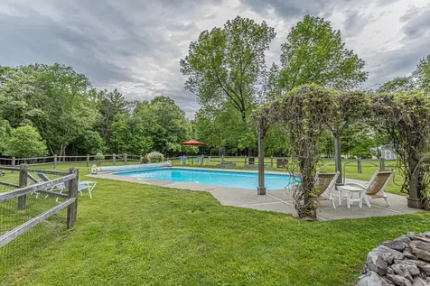 207 Middle Street Farmington ME 04938
