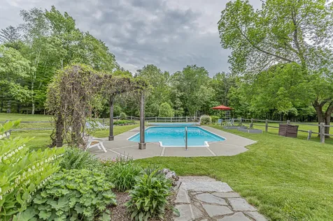 207 Middle Street Farmington ME 04938