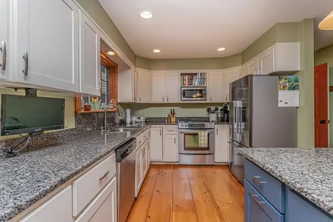 207 Middle Street Farmington ME 04938