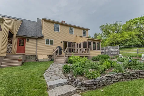 207 Middle Street Farmington ME 04938