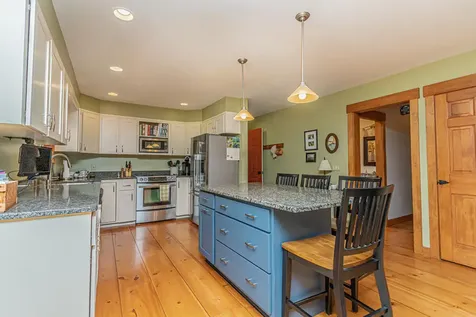 207 Middle Street Farmington ME 04938