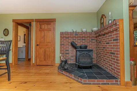 207 Middle Street Farmington ME 04938