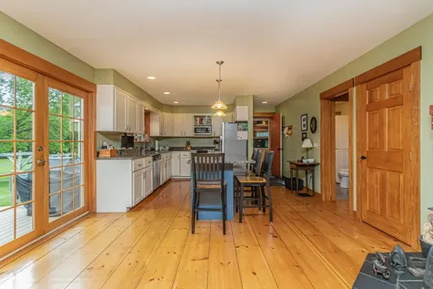 207 Middle Street Farmington ME 04938