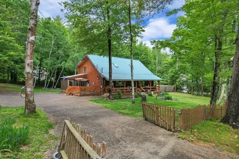 66 Chickadee Drive Auburn ME 04210
