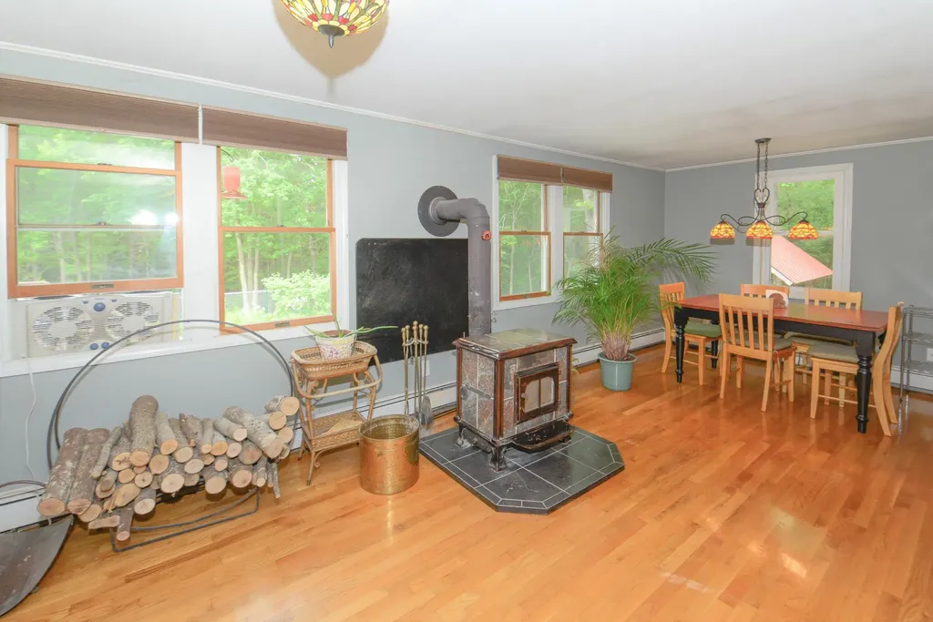 26 Hemlock Lane Gray ME 04039