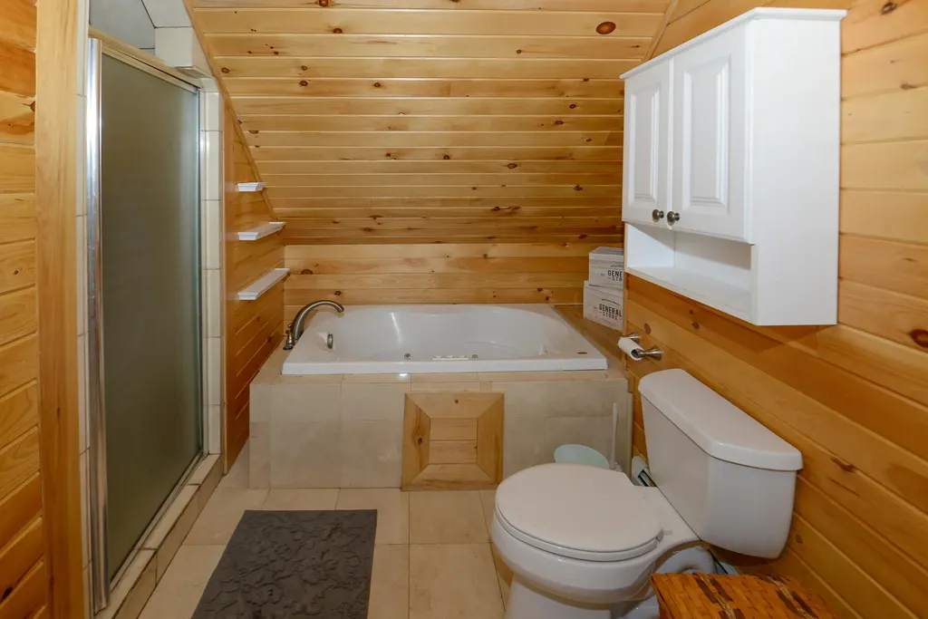 26 Hemlock Lane Gray ME 04039