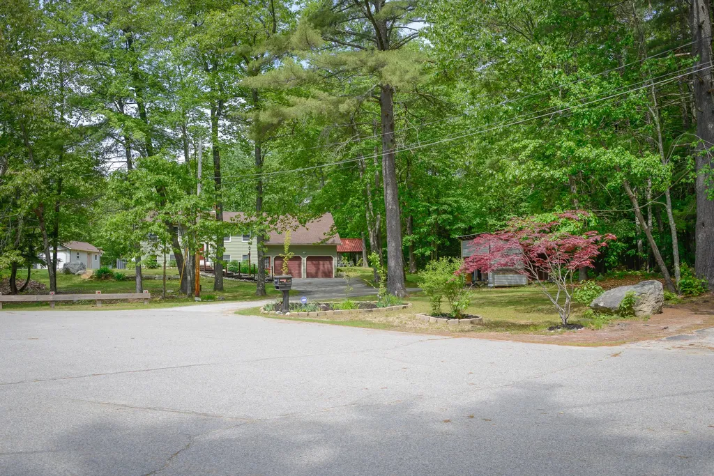26 Hemlock Lane Gray ME 04039