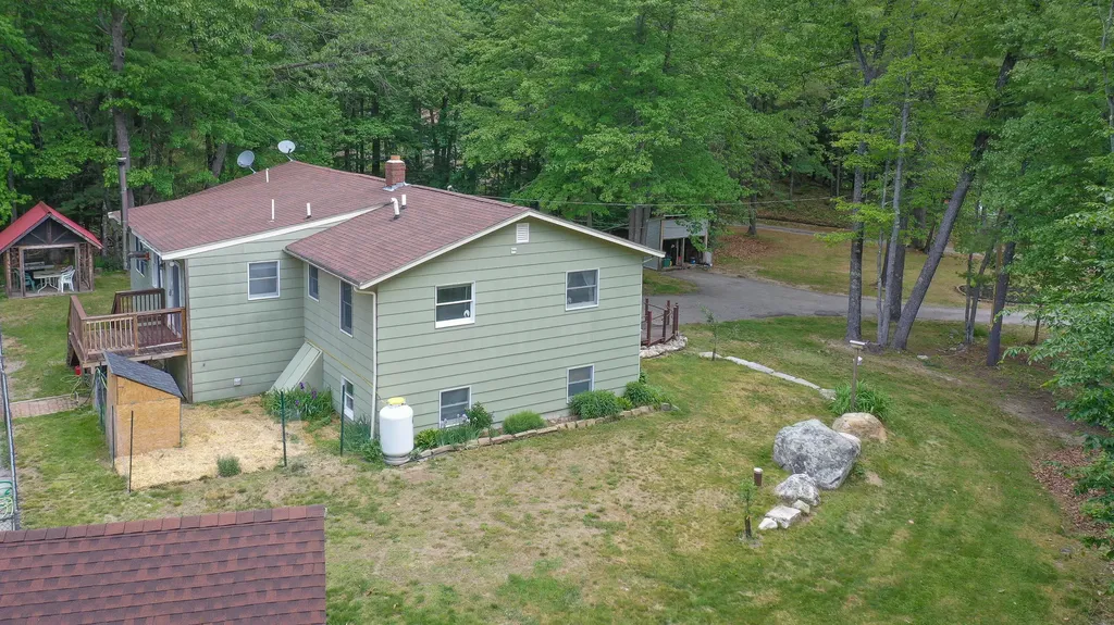 26 Hemlock Lane Gray ME 04039