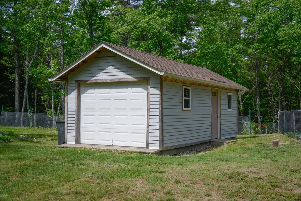 26 Hemlock Lane Gray ME 04039