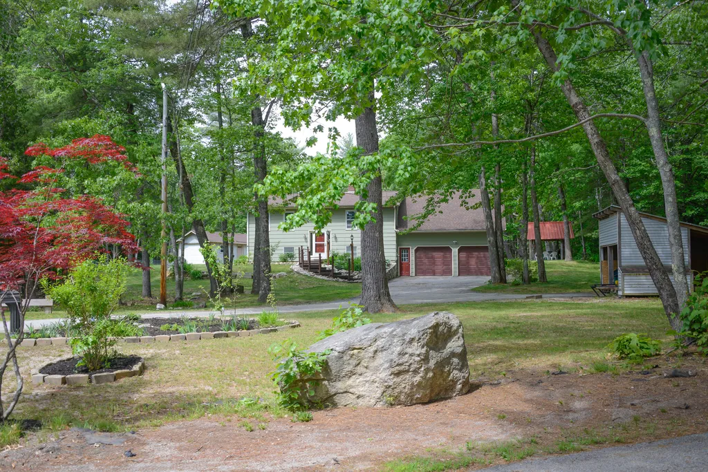 26 Hemlock Lane Gray ME 04039