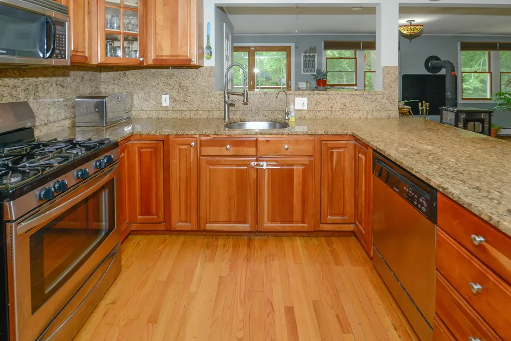 26 Hemlock Lane Gray ME 04039