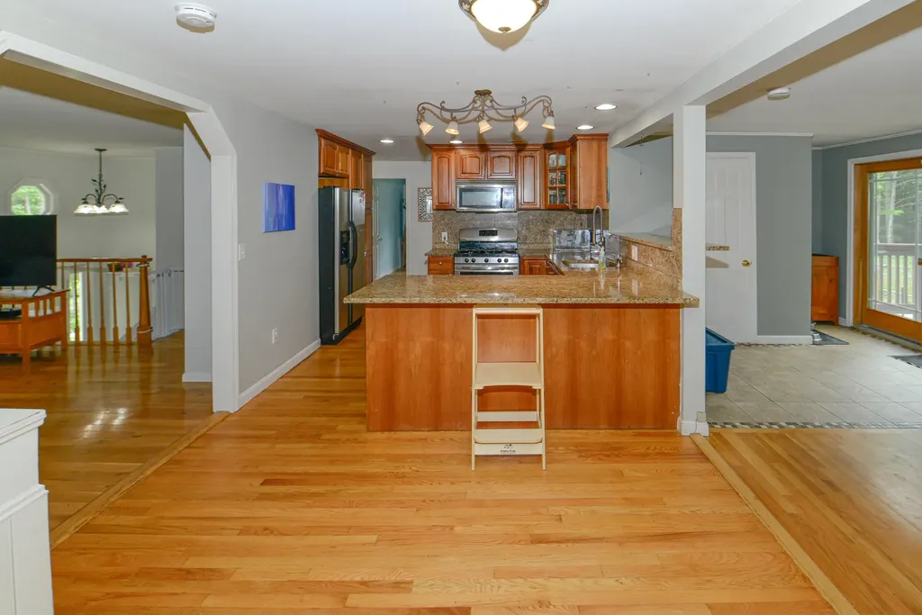 26 Hemlock Lane Gray ME 04039