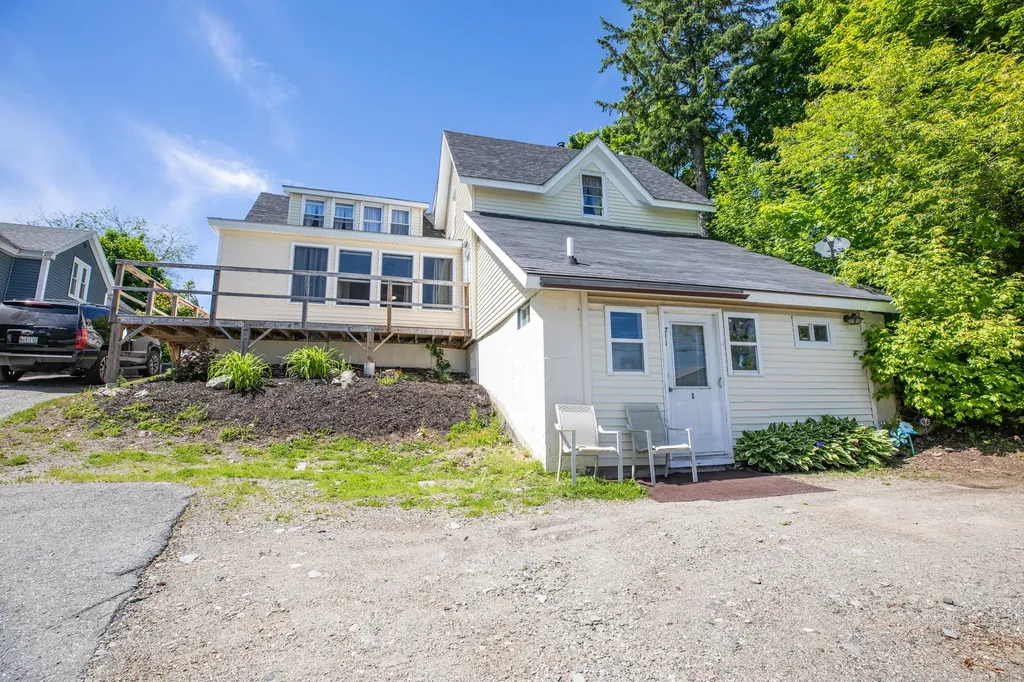 714 Main Road N Hampden ME 04444
