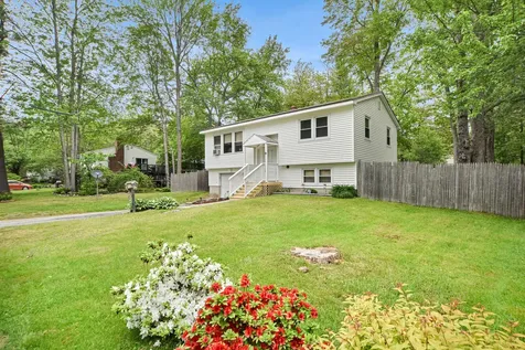 9 Barrows Street Brunswick ME 04011
