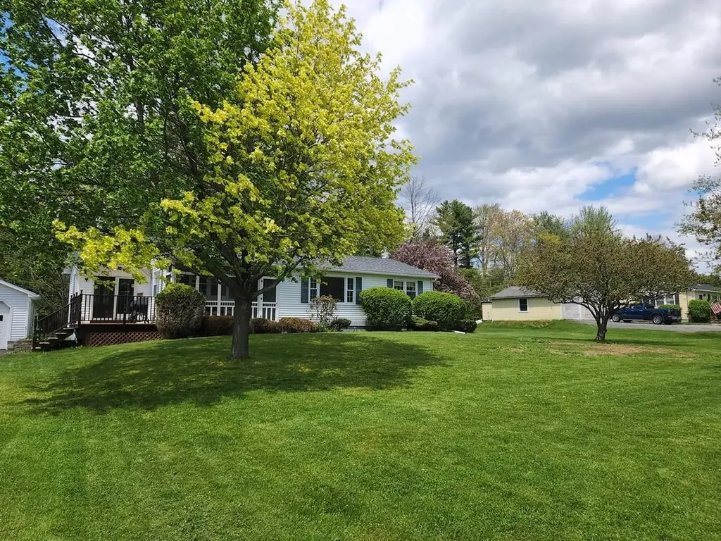 78 Billings Road Hermon ME 04401