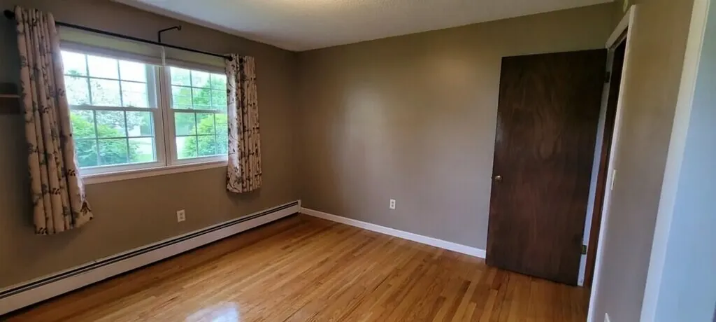 78 Billings Road Hermon ME 04401